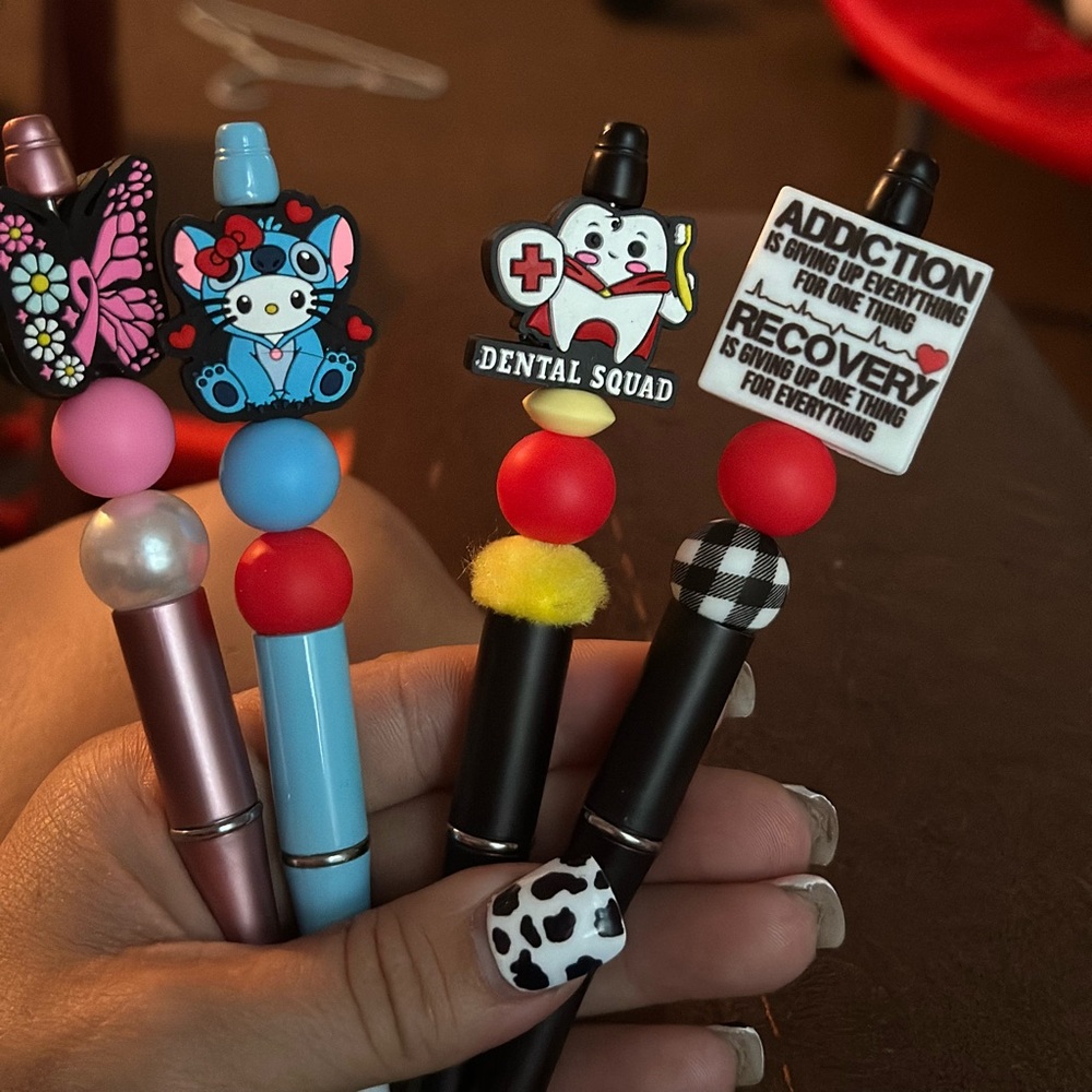 Custom pens! - Picture 2 of 8
